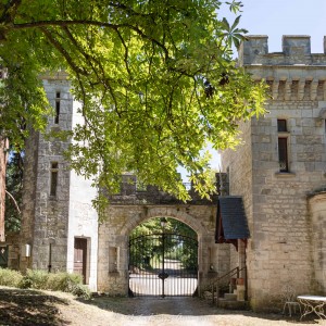 Château de Veauce by @NataFranceAuvergne